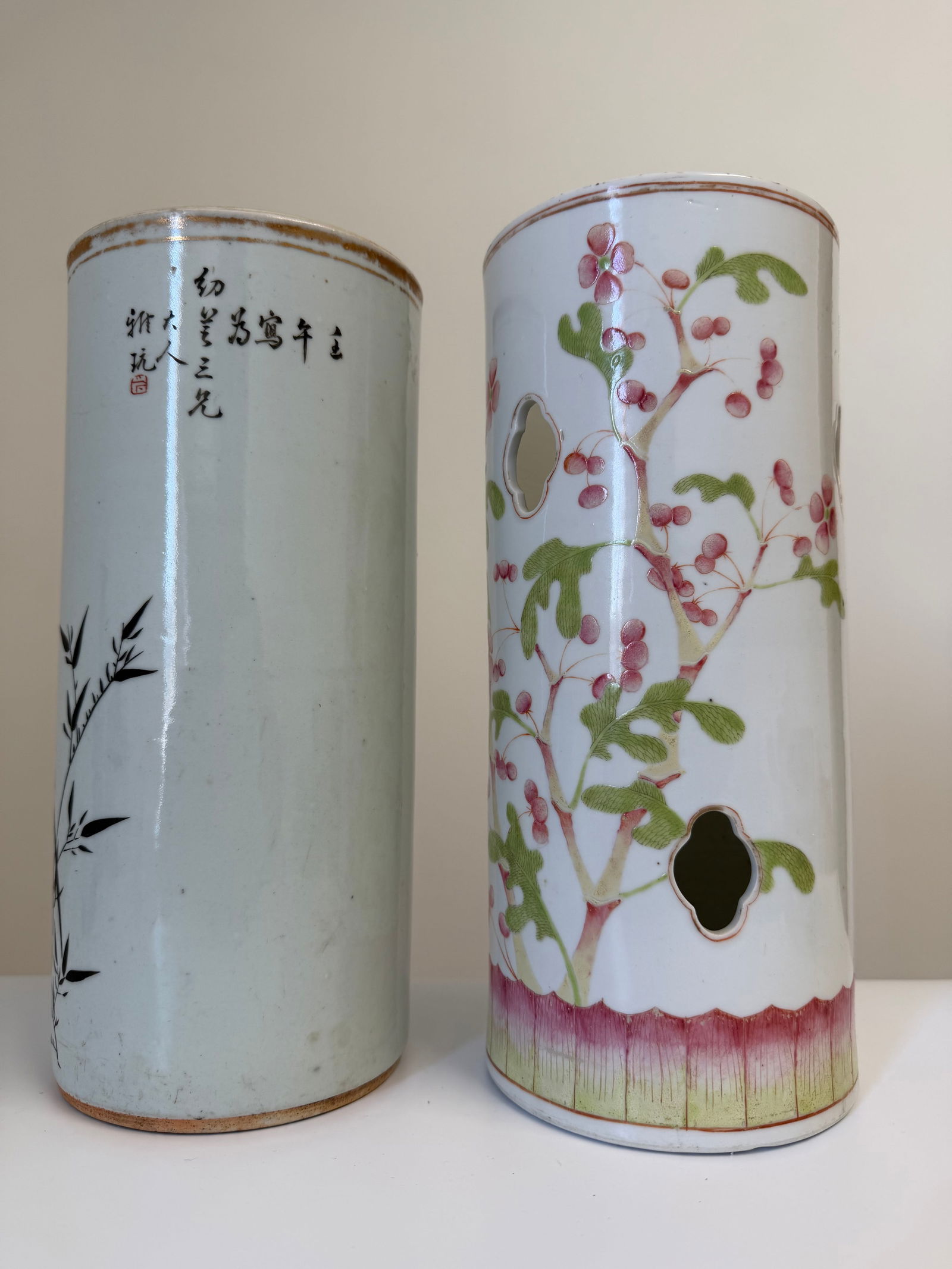 Set of 2 Chinese famille rose porcelain hat stands: Dimension: tall 11 inch / 28 cm , please note Due to manual measurement, dimensions may vary. Condition: Good used condition, please note buyers are obligated to come to the site to inspect the