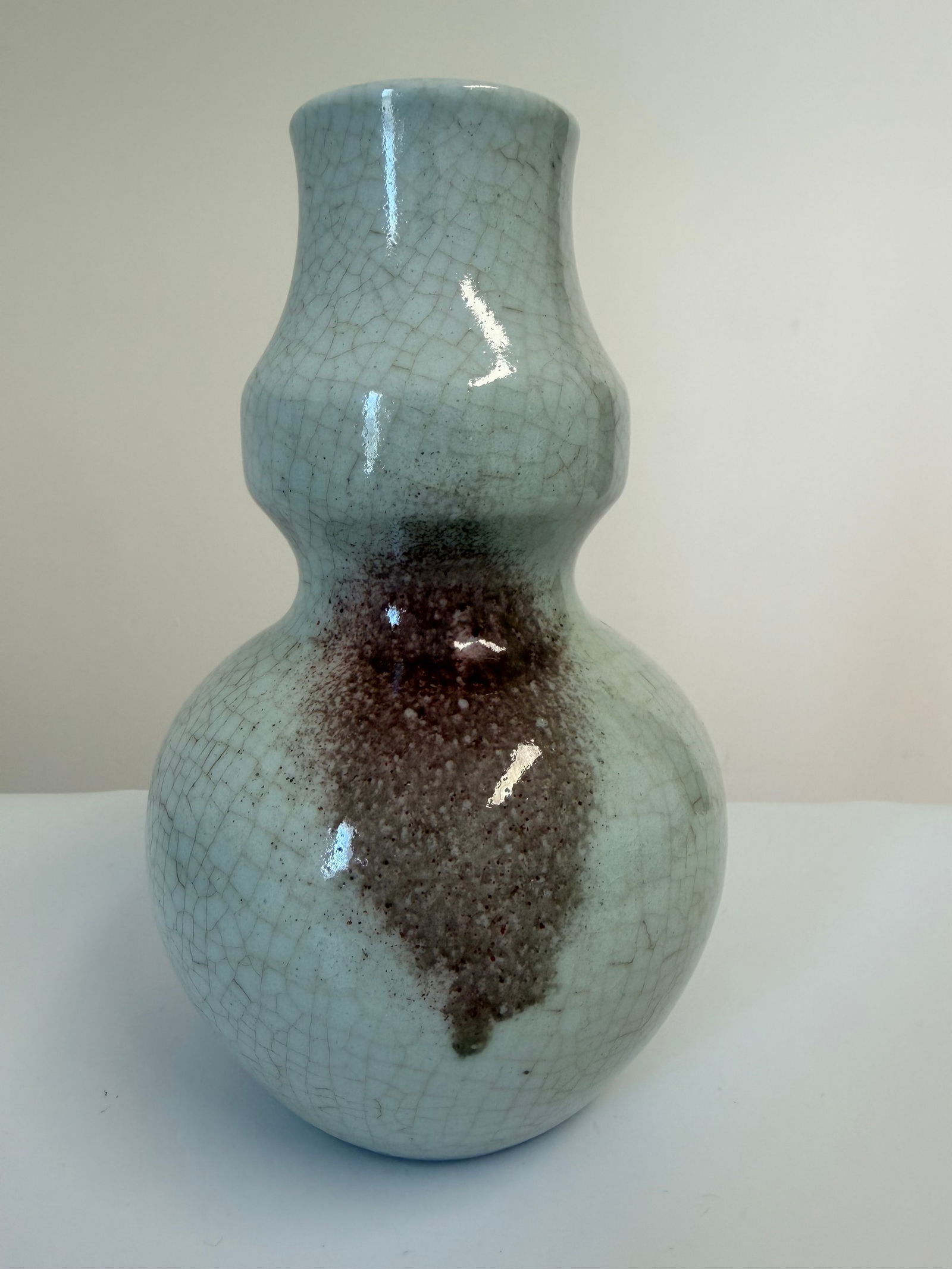 Chinese red glazed porcelain vase (1 of 7)