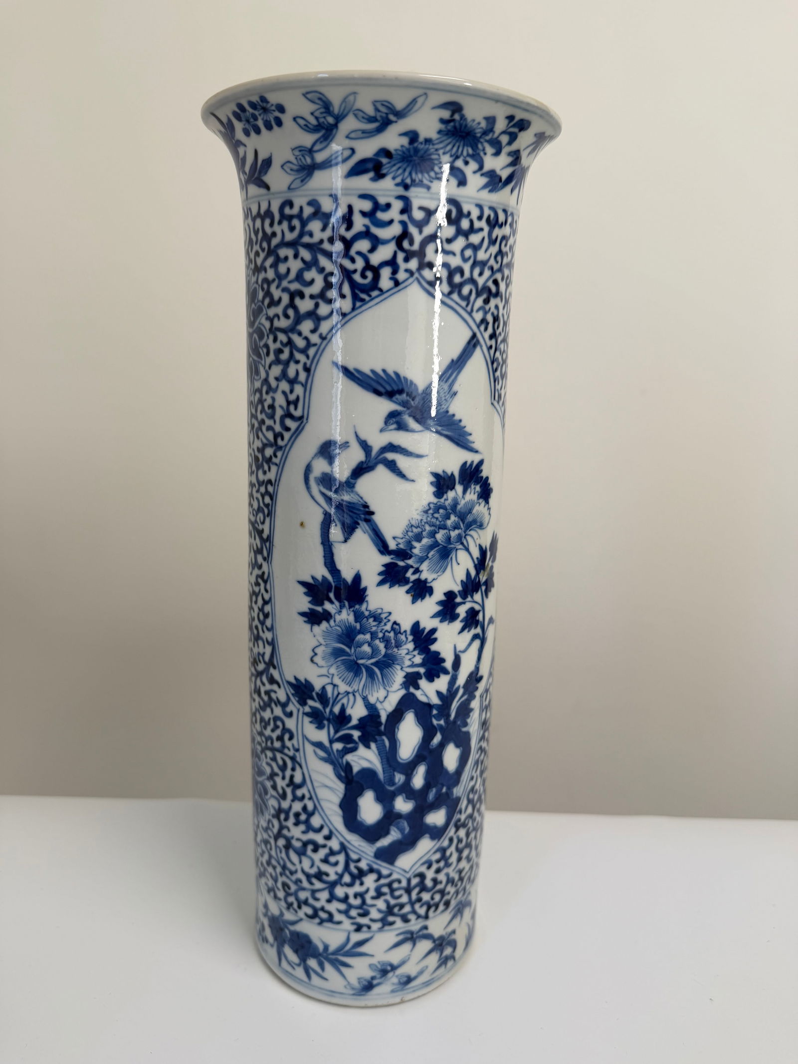 Chinese blue and white birds China porcelain tall vase: Dimension: 14.2 inch / 36 cm , please note Due to manual measurement, dimensions may vary. Condition: Good used condition, please note buyers are obligated to come to the site to inspect the