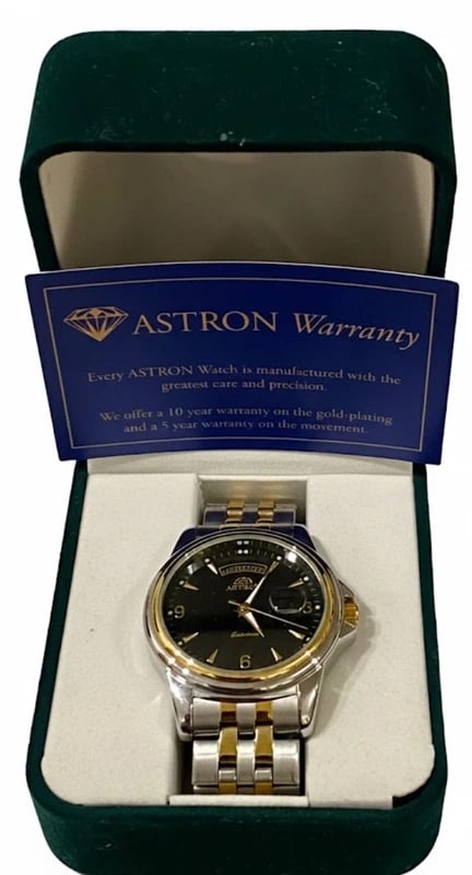 Astron Capitano Men's Watch: Dimension: 8 inches/ 20 cm, please note Due to manual measurement, dimensions may vary. Condition: Good used condition, please note buyers are obligated to come to the site to inspect the condition