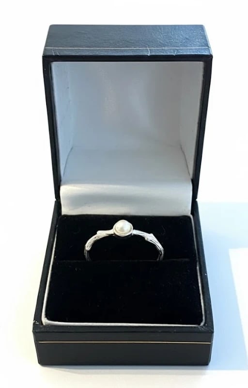 Sterling Silver Twig Ring with Pearl (1 of 2)