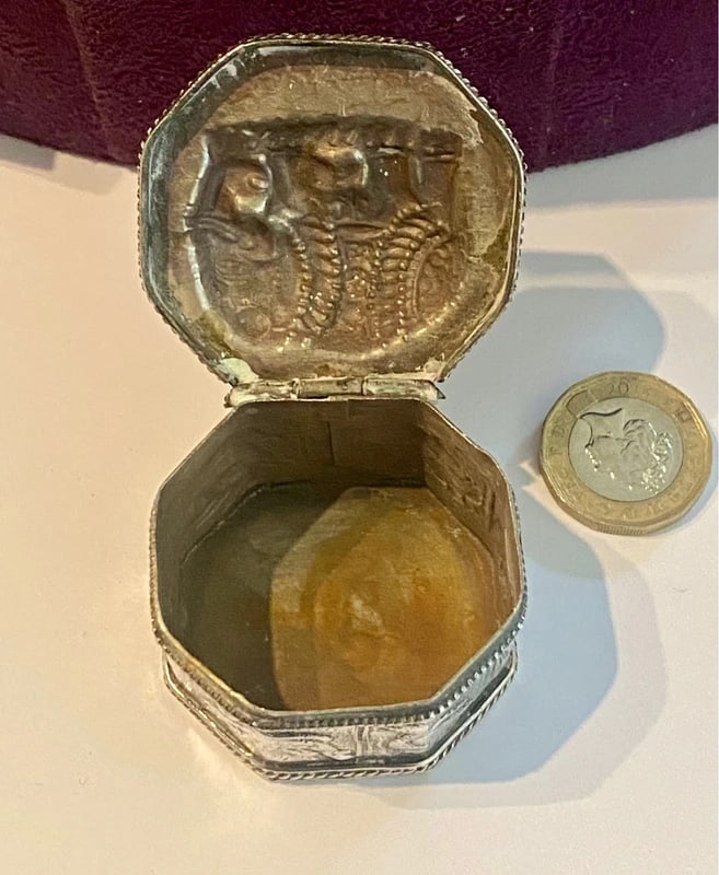 Antique Colonial Silver Repoussé Box - 2