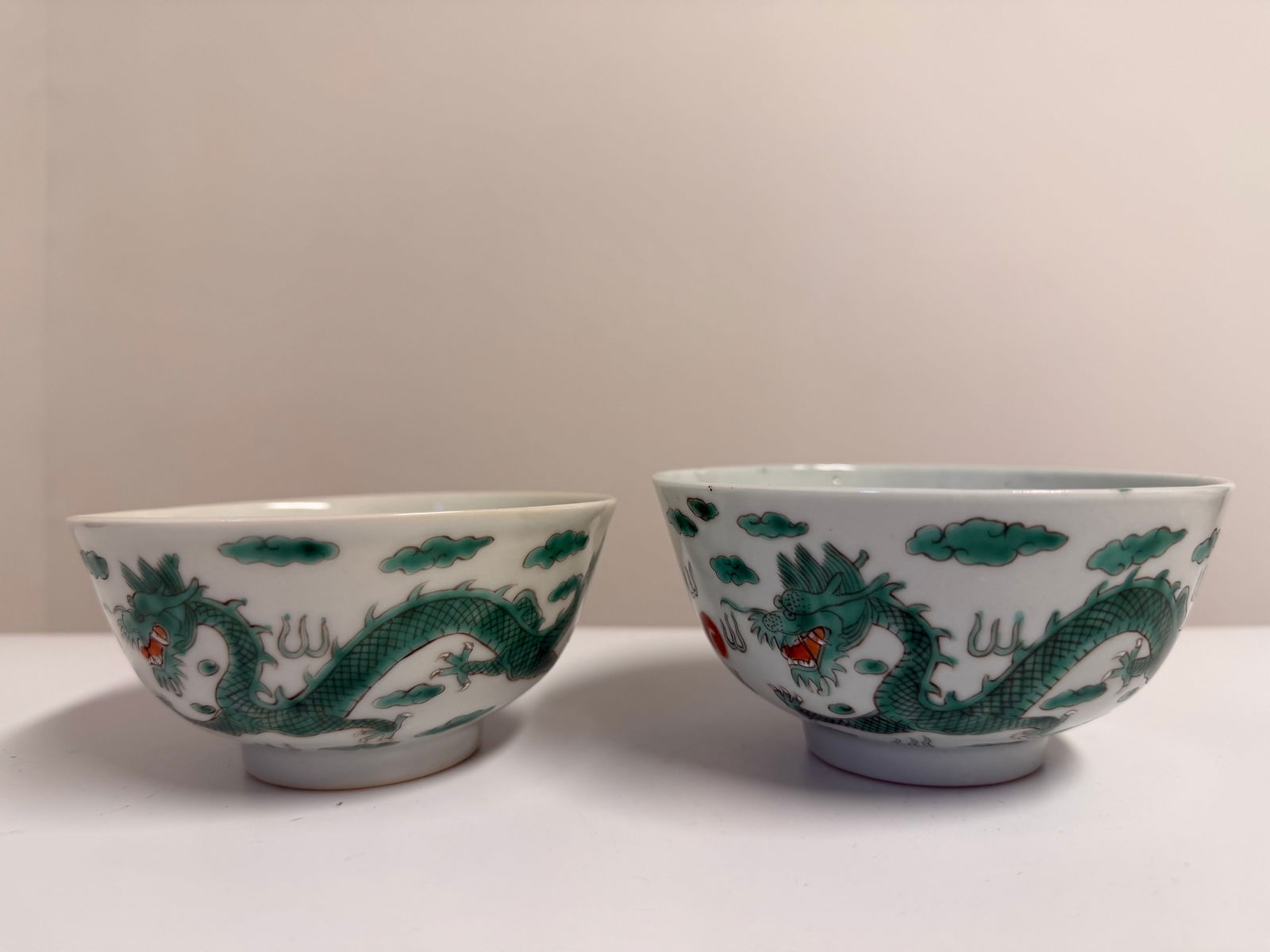 Set of 2 Chinese green dragon China porcelain bowl: Dimension: 4.6 inch / 11.8 cm , please note Due to manual measurement, dimensions may vary. Condition: Good used condition, please note buyers are obligated to come to the site to inspect the