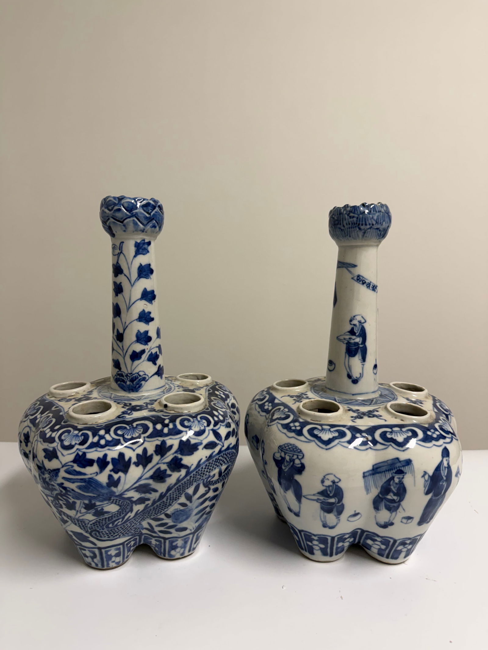 Set of 2 Chinese blue and white flowers vases - 2