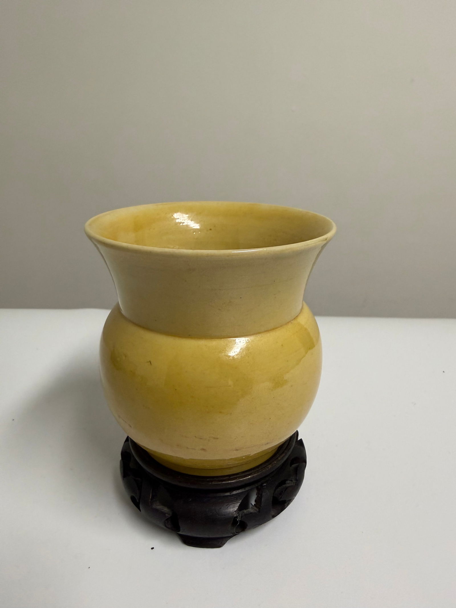 Chinese yellow glazed porcelain vase China characters mark with stand: Dimension: Tall 3.5 inch / 8.8 cm , please note Due to manual measurement, dimensions may vary. Condition: Good used condition, please note buyers are obligated to come to the site to inspect the