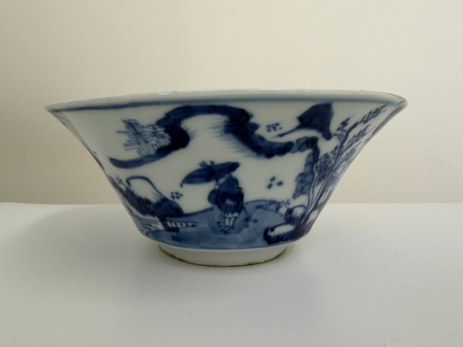 Chinese blue and white landscape porcelain China bowl (1 of 13)