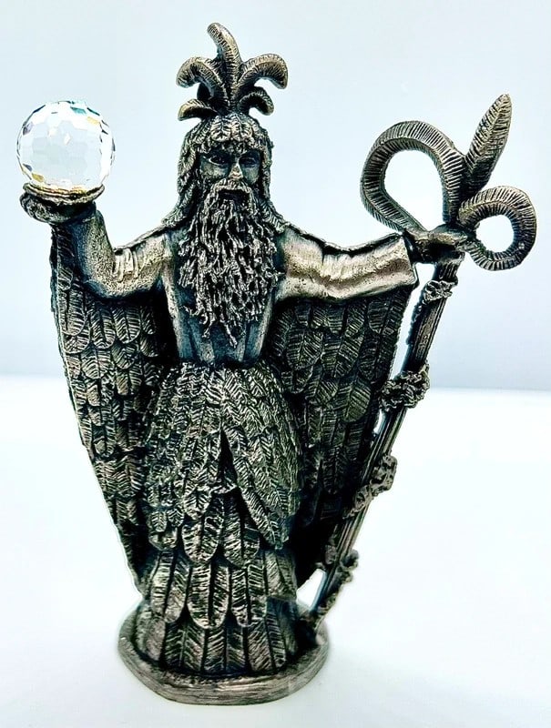 Vintage Tudor Mint Myth and Magic Pewter (1 of 3)