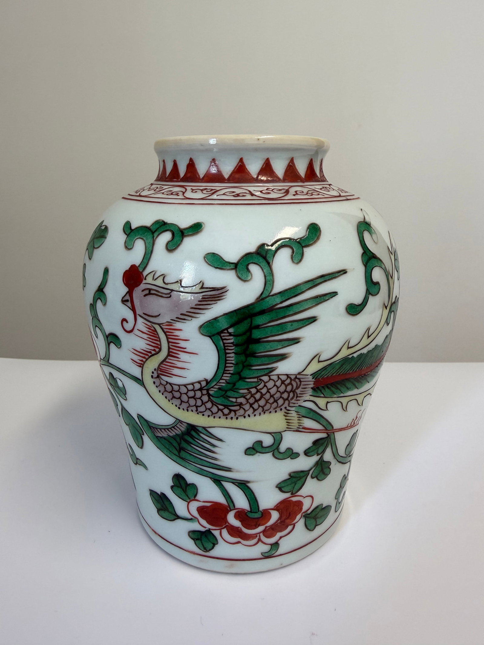 Chinese Enameled famille rose Phoenix porcelain China vase: Dimension: inches/cm, please note Due to manual measurement, dimensions may vary. Condition: Good used condition, please note buyers are obligated to come to the site to inspect the condition and deta