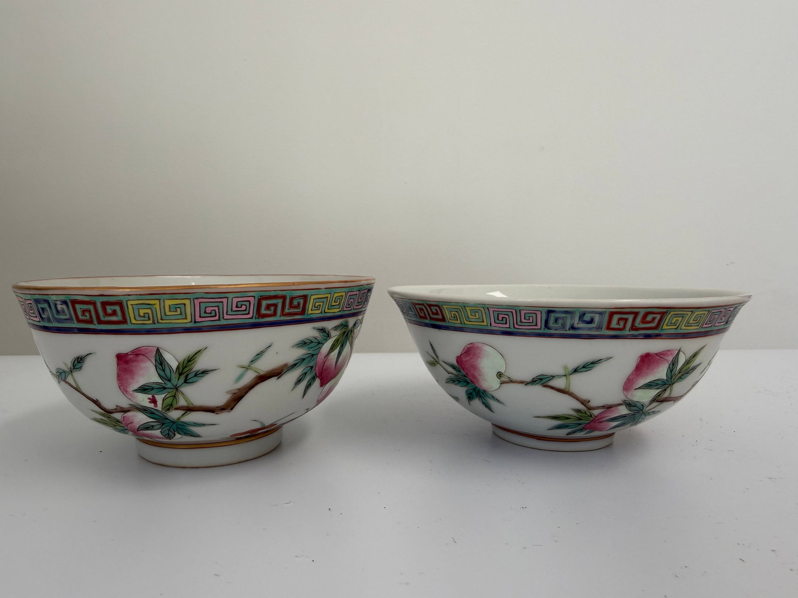 Set of 2 Chinese Enameled famille rose peach porcelain China bowls (1 of 9)