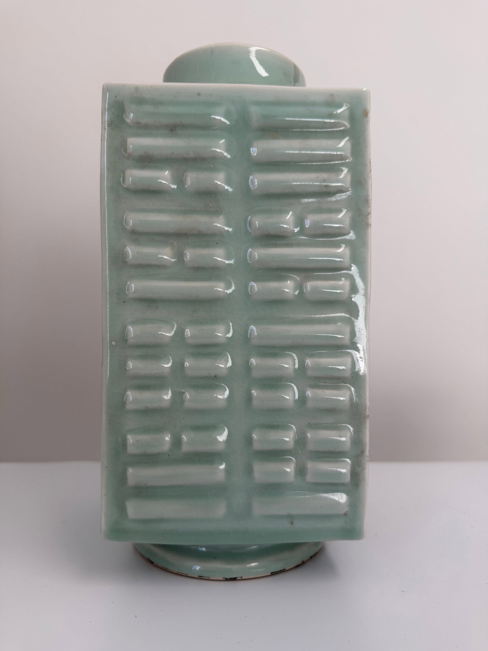 Chinese green glazed Taoist square porcelain China cong vase blue and white mark (1 of 7)