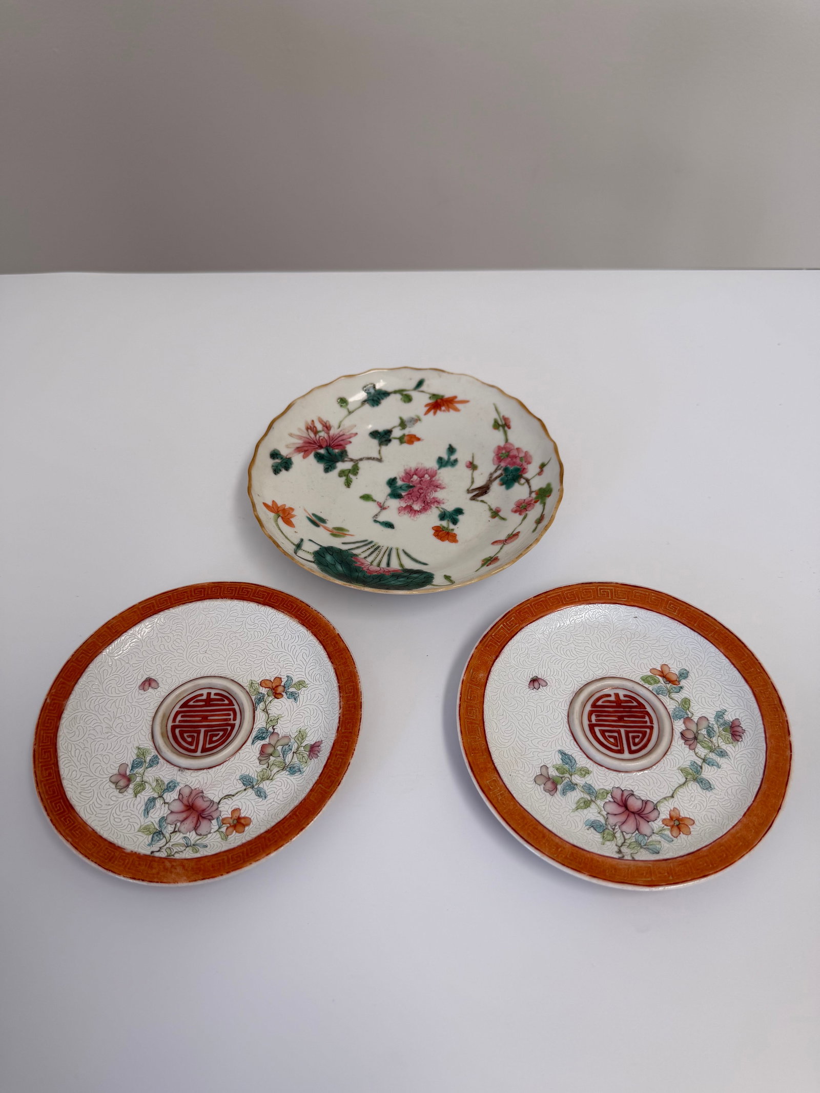 Set of 3 Chinese Enameled famille rose flowers saucers: Dimension: width 4.7/ 5.5 inch, please note Due to manual measurement, dimensions may vary. Condition: Good used condition, please note buyers are obligated to come to the site to inspect the conditio