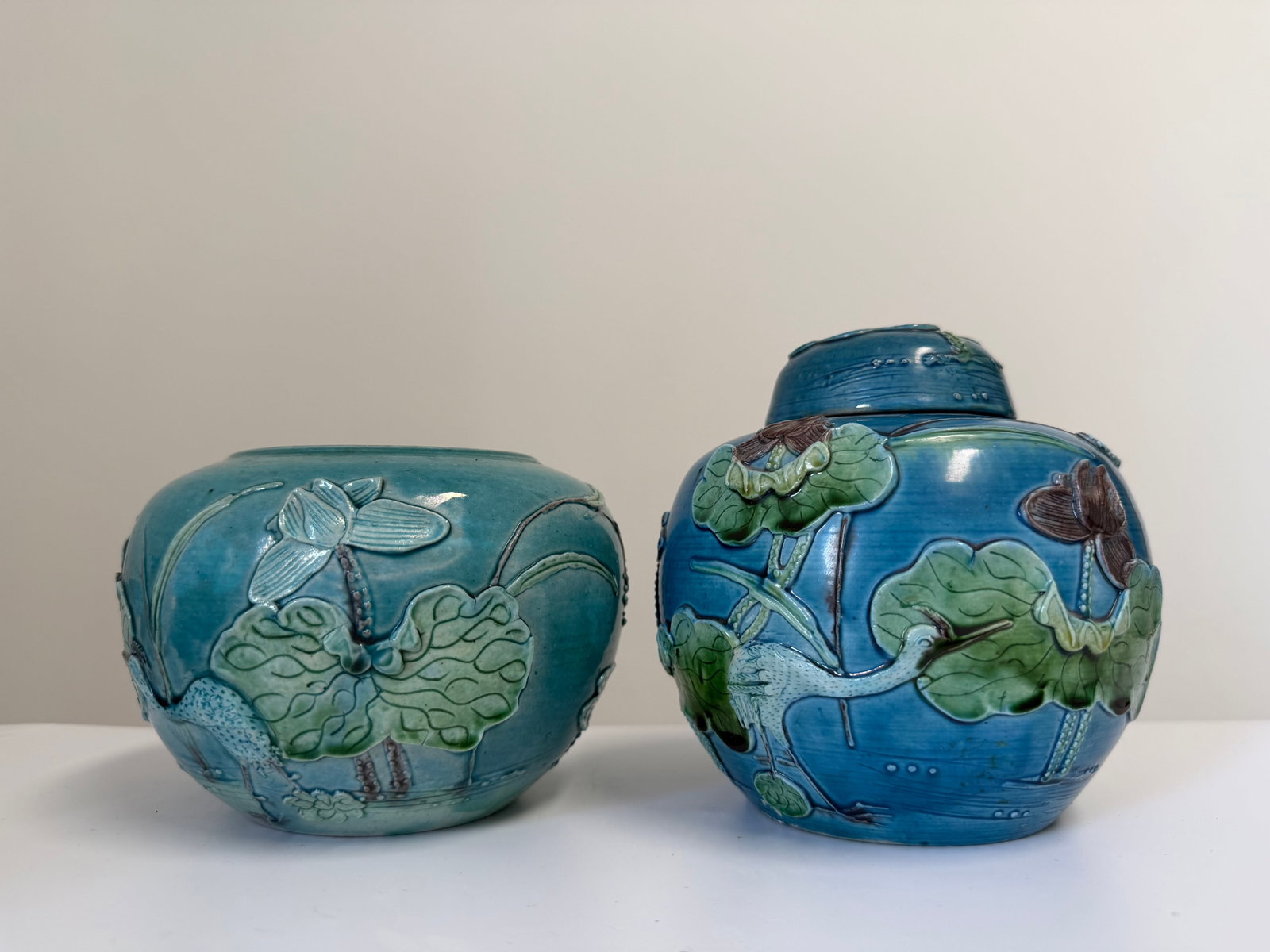Set of 2 Chinese Enameled famille rose carved porcelain China vases mark (1 of 12)