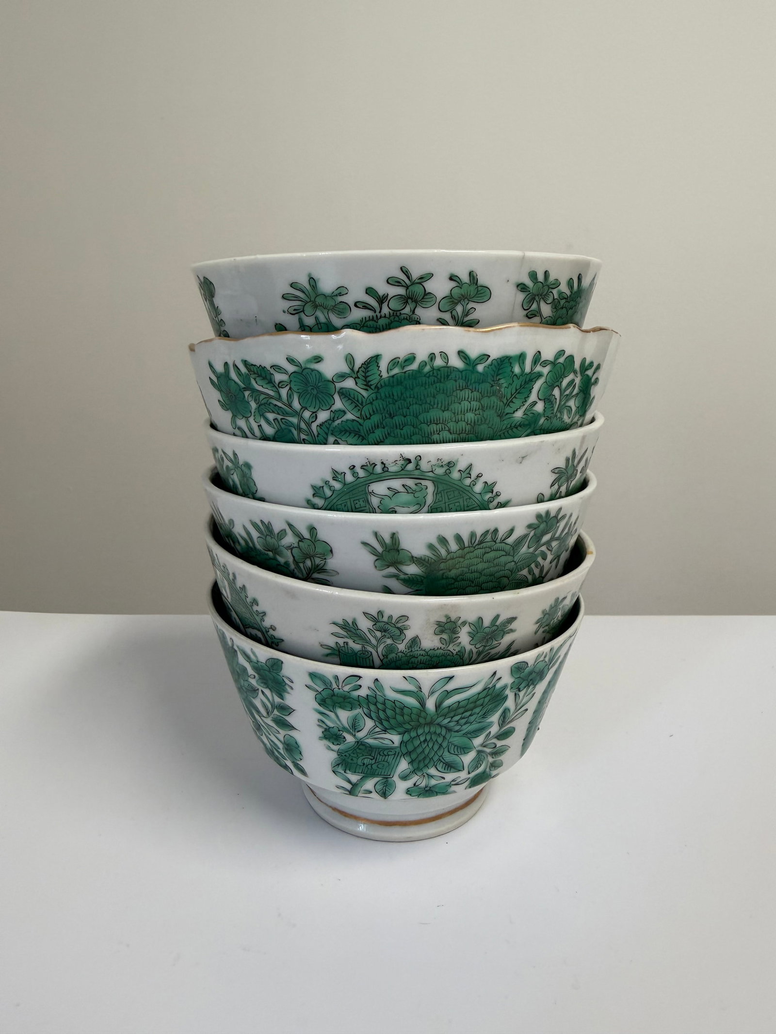 Set of 6 Chinese Enameled famille rose green flowers porcelain China bowls: Dimension: 4.3 inch, please note Due to manual measurement, dimensions may vary. , please note buyers are obligated to come to the site to inspect the condition and details of the item. condition repo