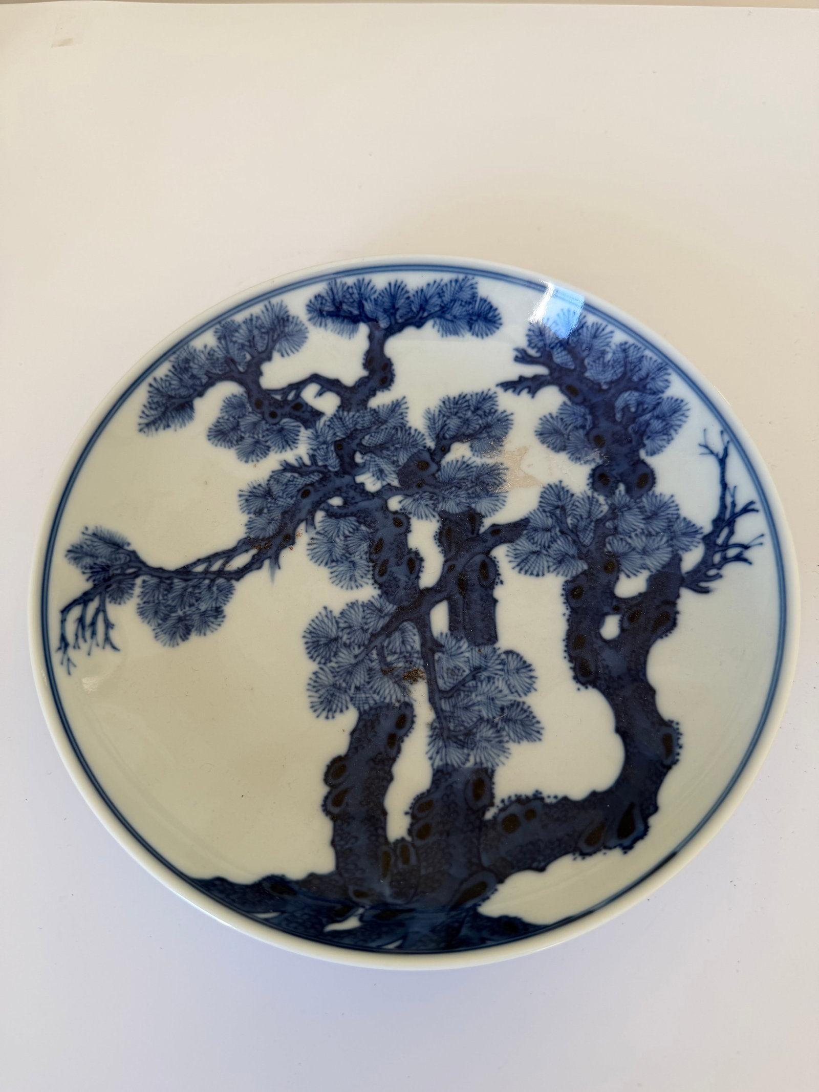 Chinese blue and white pine tree porcelain China plate six characters mark: Dimension: 7.5 inch, please note Due to manual measurement, dimensions may vary. , please note buyers are obligated to come to the site to inspect the condition and details of the item. condition repo