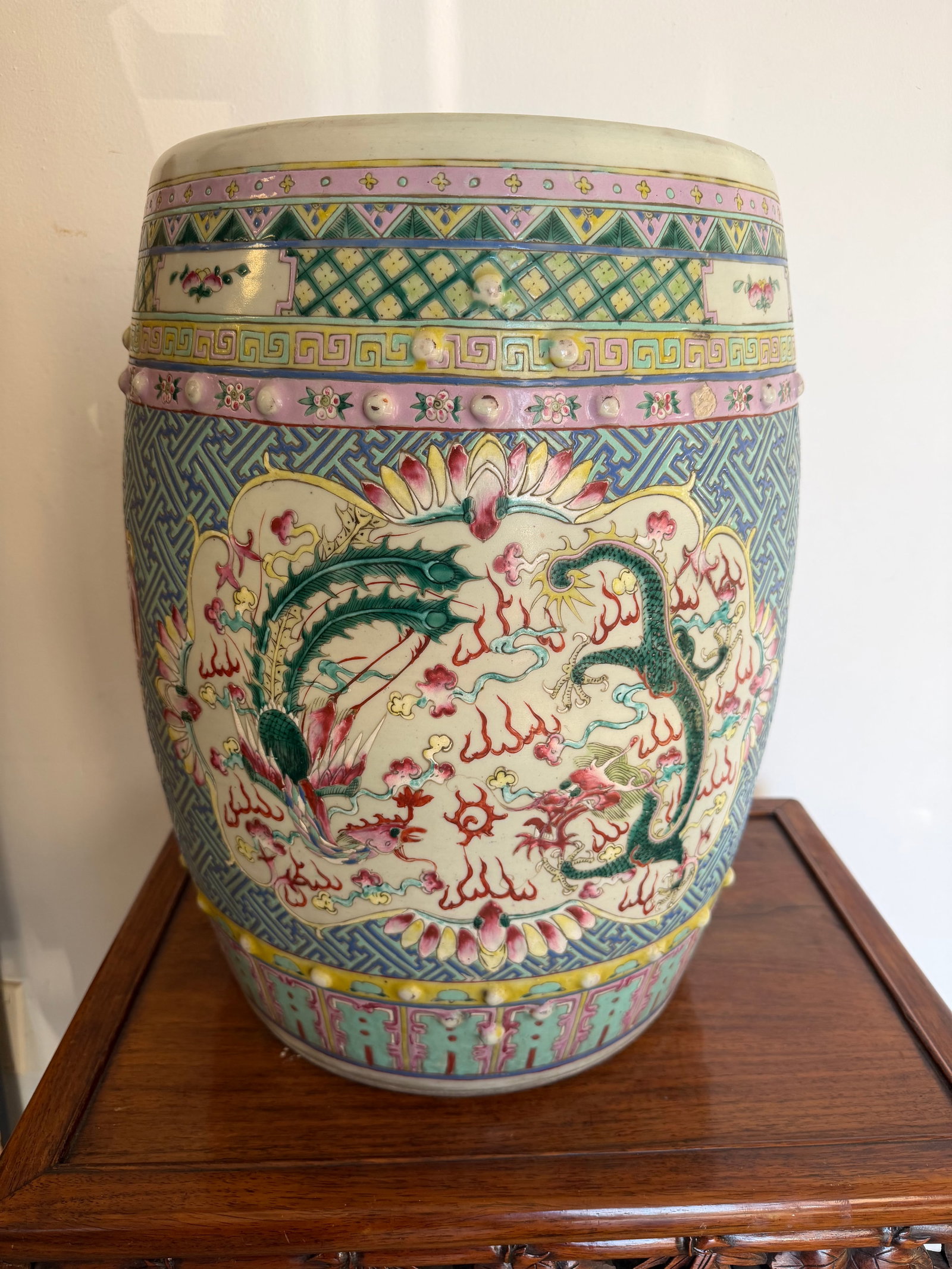 Large Chinese Enameled famille rose dragon and Phoenix porcelain China garden stool: Dimension: Tall 18 inch, please note Due to manual measurement, dimensions may vary. , please note buyers are obligated to come to the site to inspect the condition and details of the item. condition