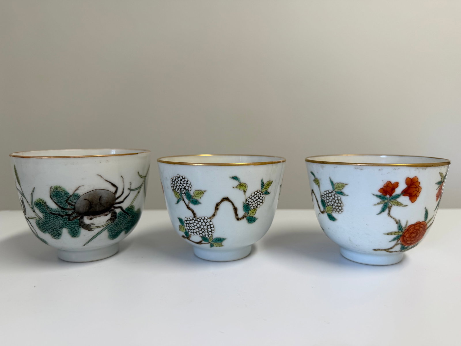 Set of 3 Chinese enamel famille rose porcelain cups: Dimension: 3.3-3.5 inches , please note Due to manual measurement, dimensions may vary. Condition: Good used condition, please note buyers are obligated to come to the site to inspect the condition an