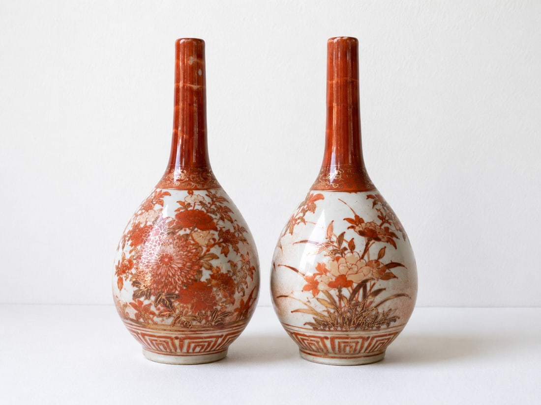 Pair of Japanese Porcelain Vases: Dimension: 8.8 inches , please note Due to manual measurement, dimensions may vary. Condition: Good used condition, please note buyers are obligated to come to the site to inspect the condition and de