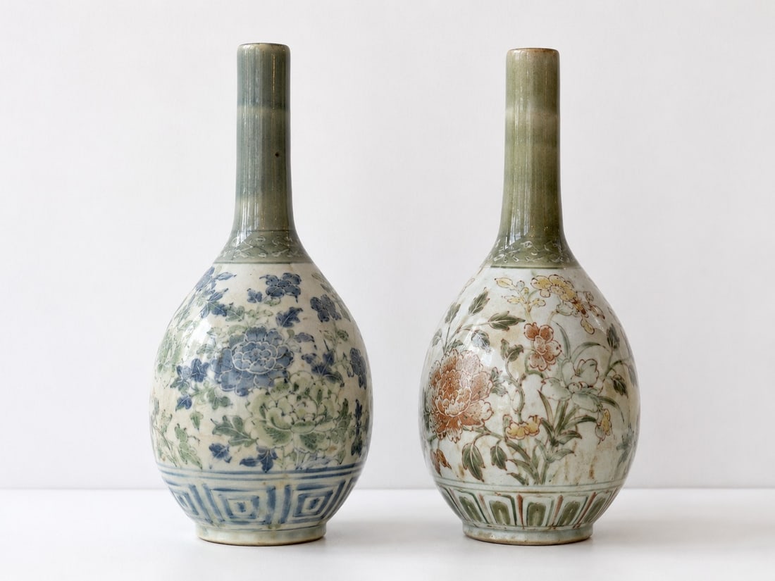 Pair of Japanese Hand Painted Porcelain Vases: Dimension: 8.8 inches , please note Due to manual measurement, dimensions may vary. Condition: Good used condition, please note buyers are obligated to come to the site to inspect the condition and