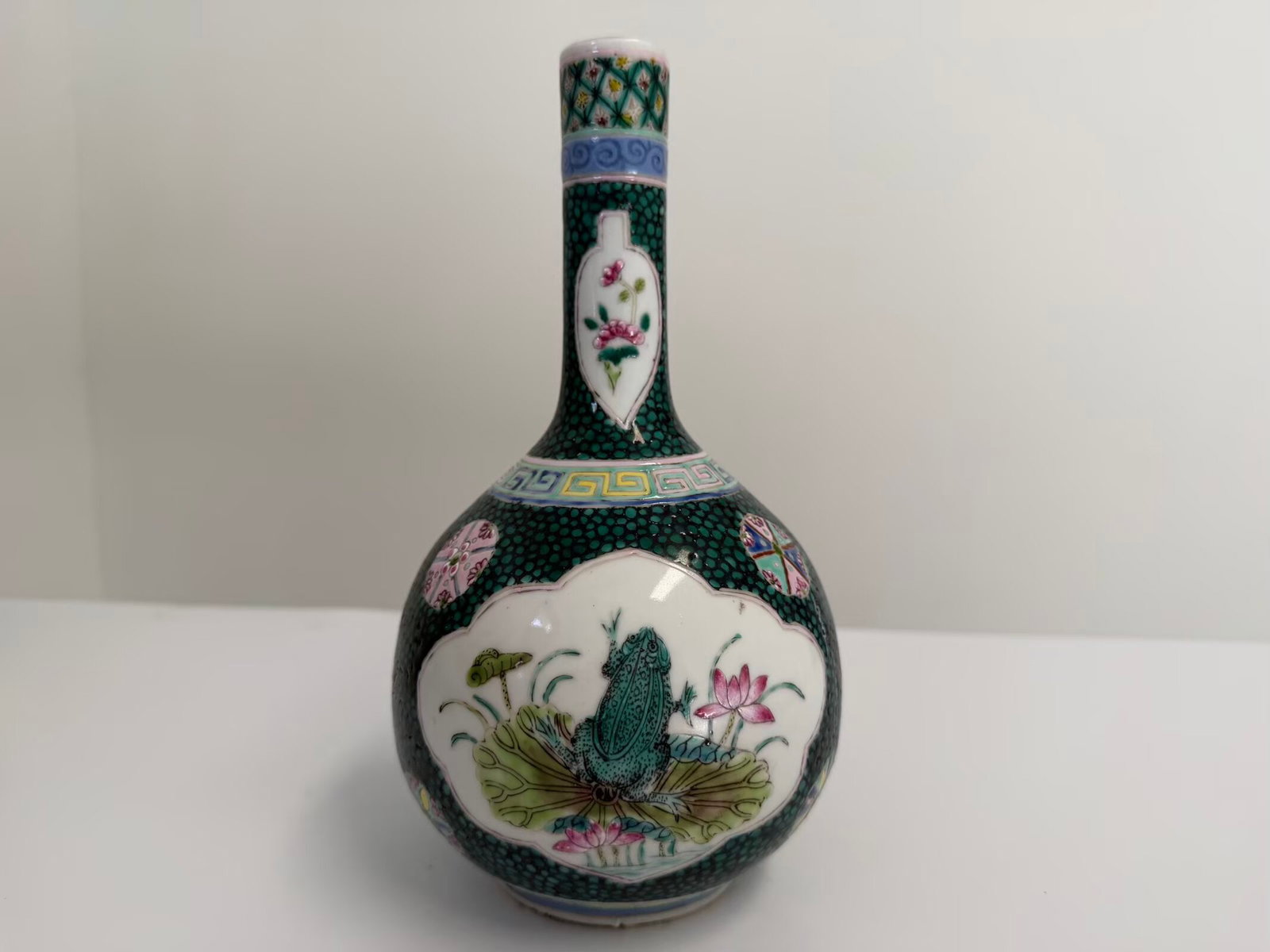 Chinese enamel famille rose frog porcelain vase: Dimension: 8.5 inches , please note Due to manual measurement, dimensions may vary. Condition: Good used condition, please note buyers are obligated to come to the site to inspect the condition and de
