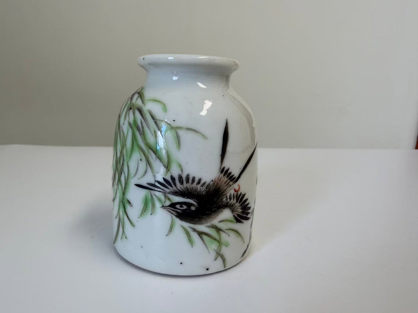 Chinese enamel famille rose birds porcelain water pot scholar mark: Dimension: 2.8 inches , please note Due to manual measurement, dimensions may vary. Condition: Good used condition, please note buyers are obligated to come to the site to inspect the condition and de