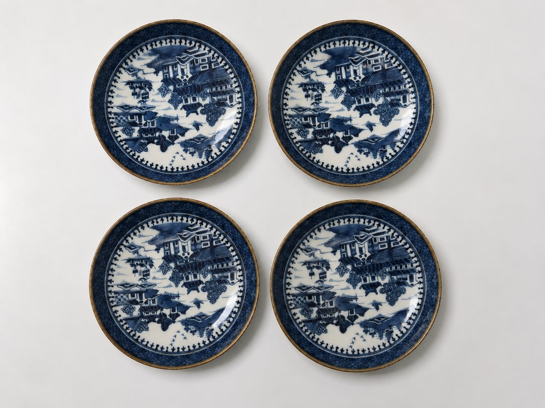 Set of 4 Chinese Blue and White porcelain China Saucers (1 of 2)