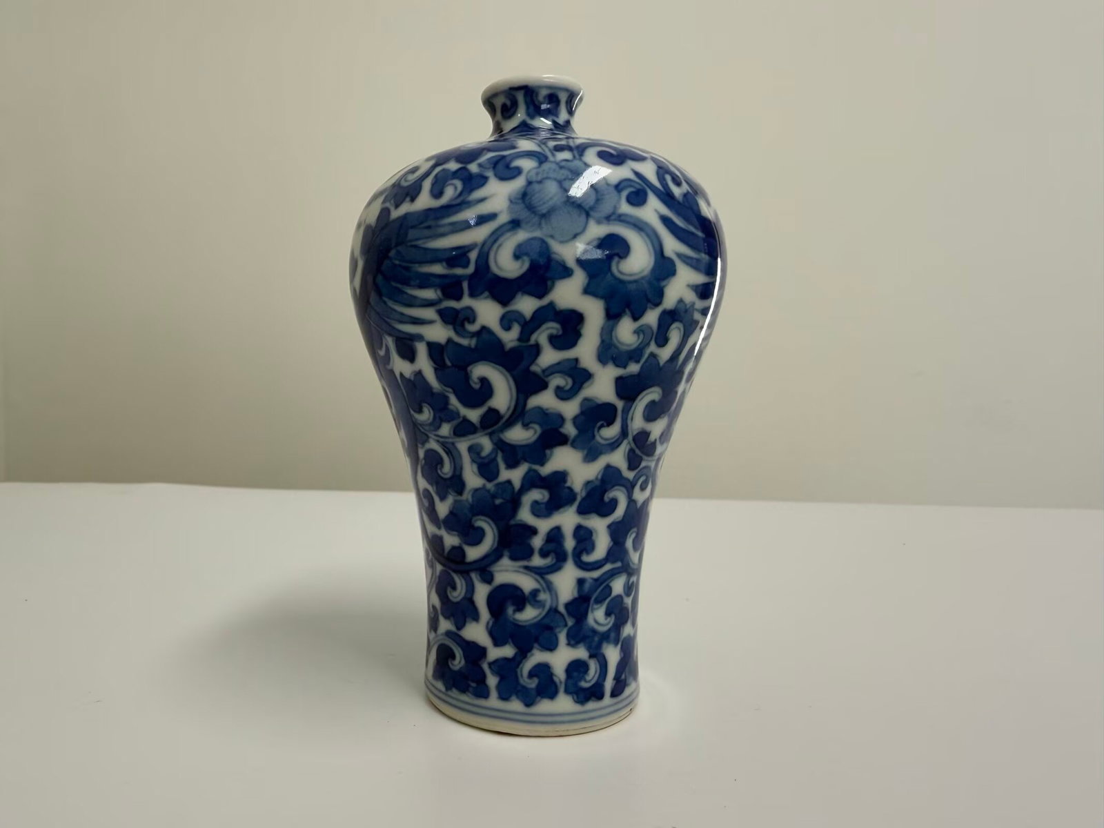 Chinese blue and white Phoenix porcelain vase (1 of 6)