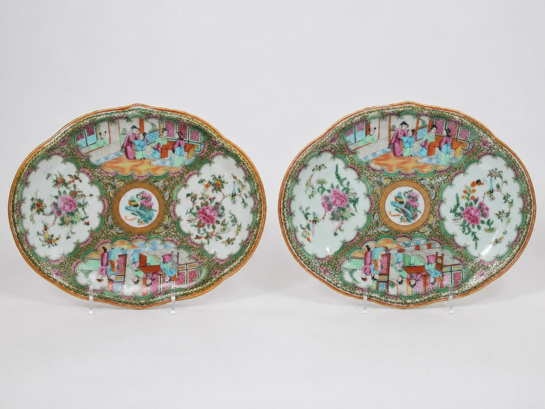 Pair Of Chinese enamel famille rose figures scene porcelain Dishes (1 of 2)