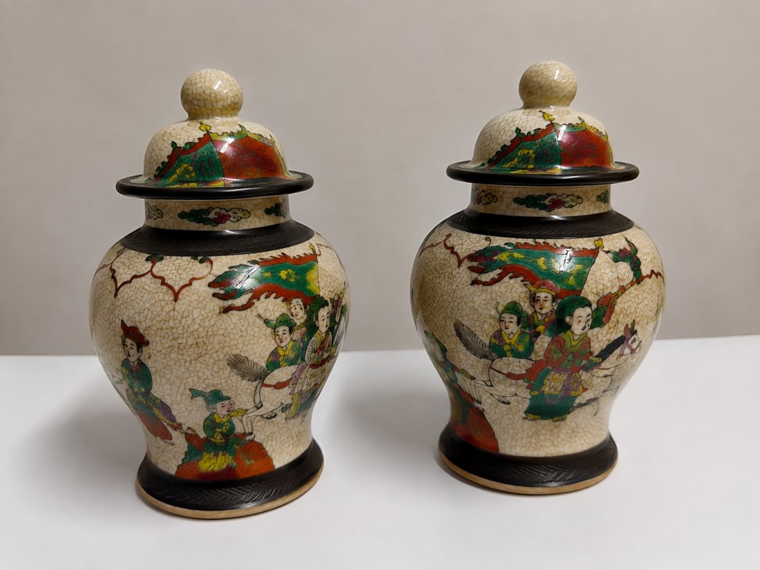 Pair of Chinese ice crack fmaille rose porcelain lid jar: Dimension: 9.5 inches , please note Due to manual measurement, dimensions may vary. Condition: Good used condition, please note buyers are obligated to come to the site to inspect the condition and de