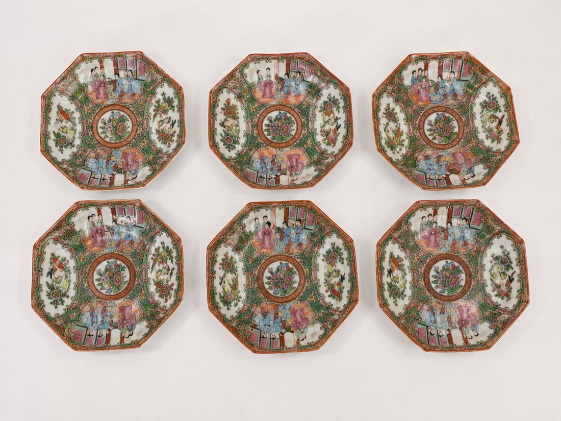 Set of 6 Chinese famille rose gilded porcelain saucers (1 of 2)
