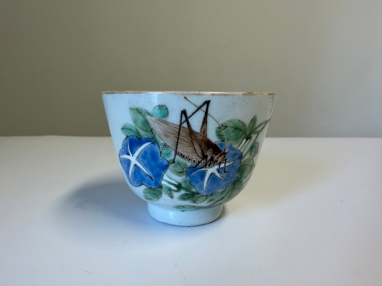 Chinese enamel famille rose locust porcelain cup scholar mark: Dimension: 3.25x2.5 inches , please note Due to manual measurement, dimensions may vary. Condition: Good used condition, please note buyers are obligated to come to the site to inspect the condition a