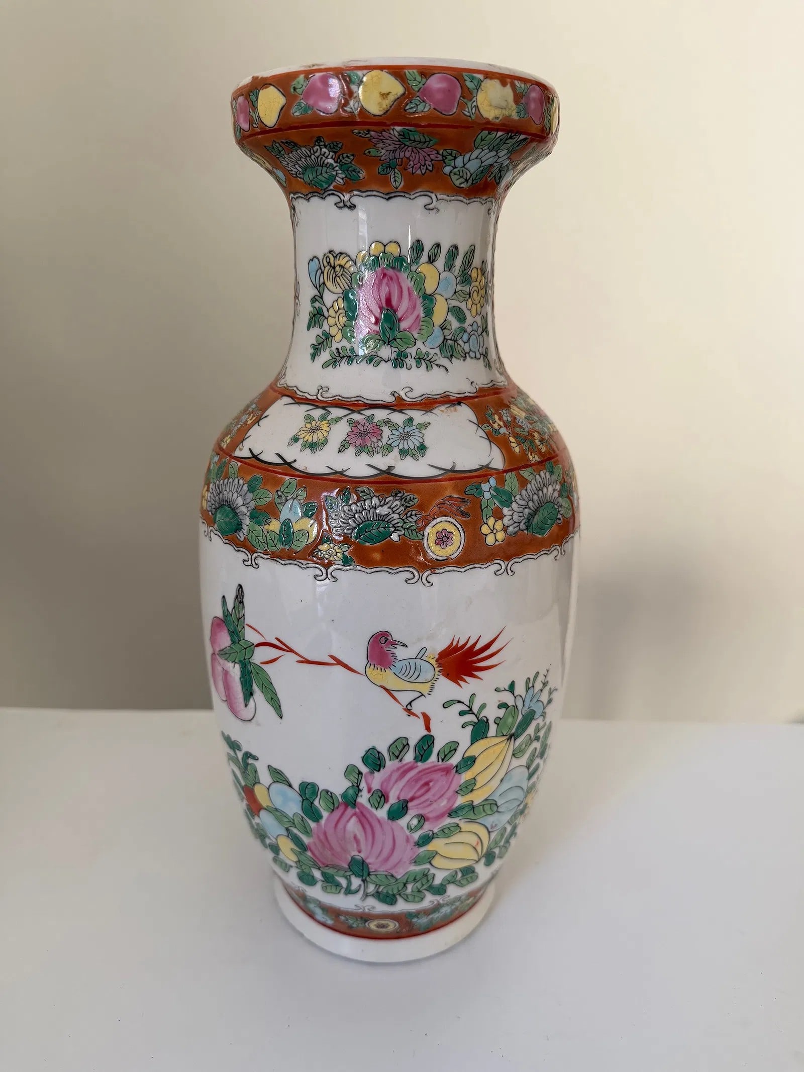 Vintage HONGKONG figures vase (1 of 3)