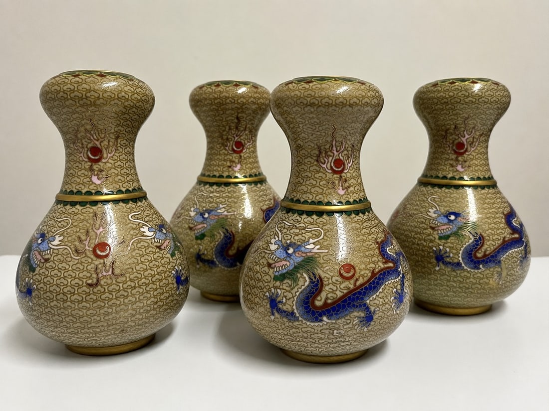 Set of 4 Chinese Cloisonn?Dragons Vases: Dimension: 6.3 inch , please note Due to manual measurement, dimensions may vary. Condition: Good used condition, please note buyers are obligated to come to the site to inspect the condition and deta