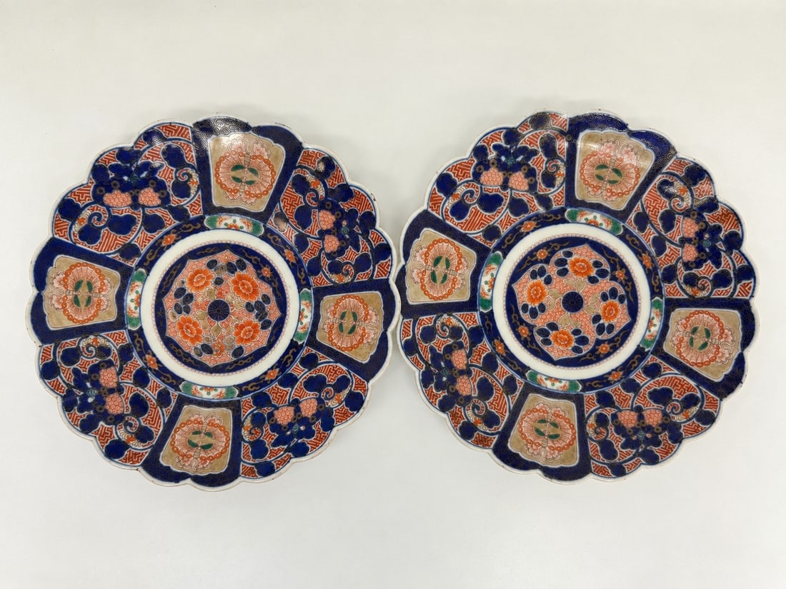 Pair of Japanese Ceramic Chargers: Dimension: 12.6 inch , please note Due to manual measurement, dimensions may vary. Condition: Good used condition, please note buyers are obligated to come to the site to inspect the condition and