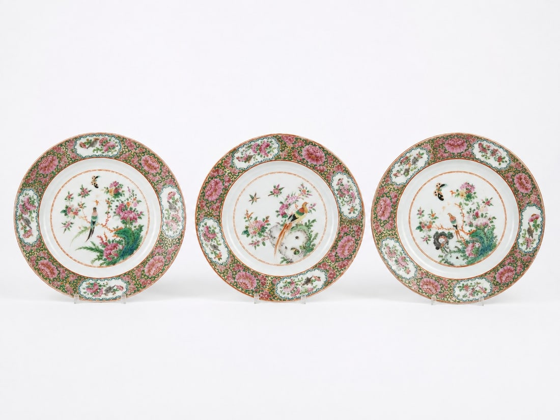 Set Of 3 Chinese antique famille rose birds porcelain plates: Dimension: 9.6 inch , please note Due to manual measurement, dimensions may vary. Condition: Good used condition, please note buyers are obligated to come to the site to inspect the condition and
