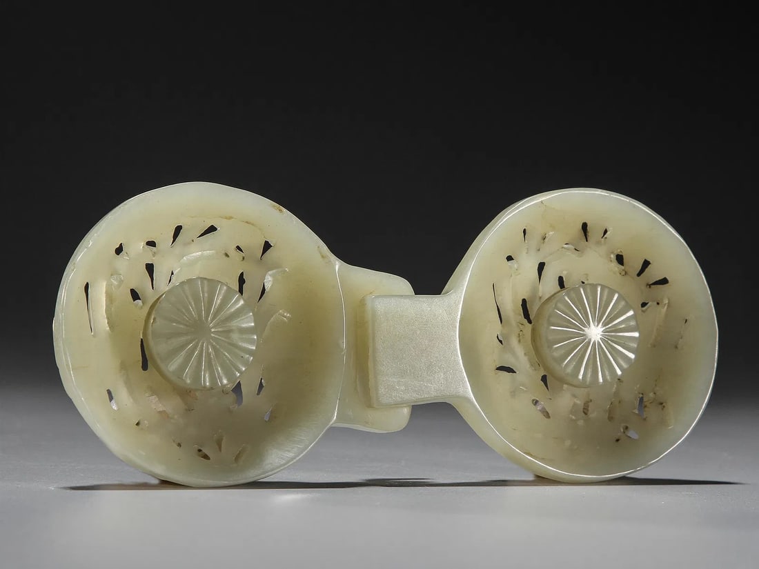 Dragon jade buckle - 2