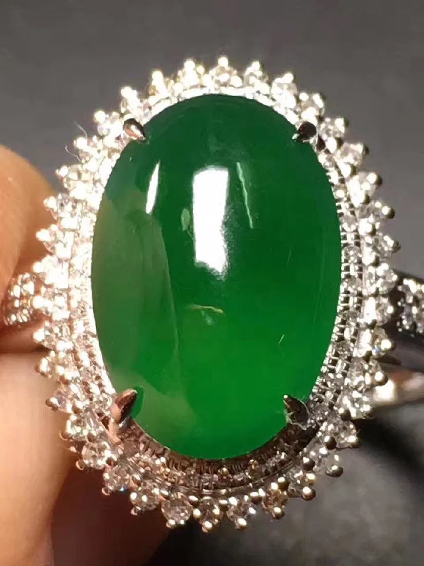 JADEITE RING - 2