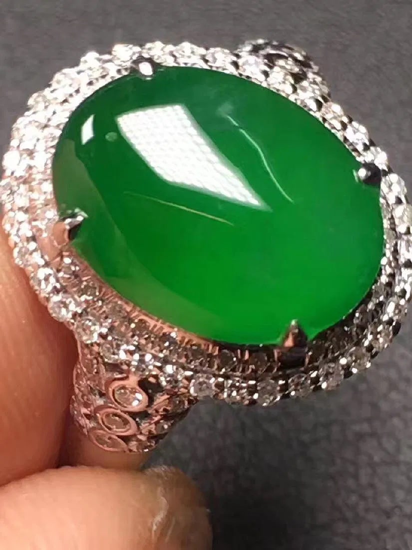 JADEITE RING - 2