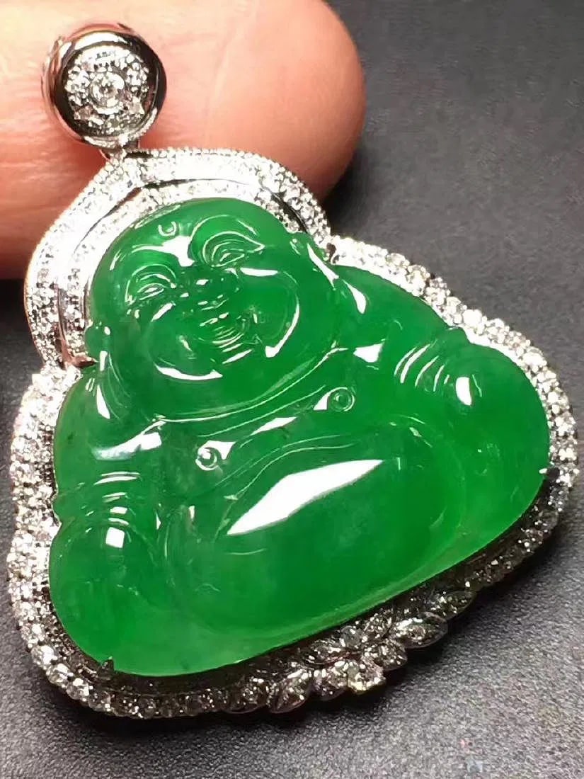 JADEITE RING - 2