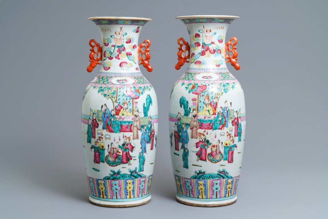 A pair of Chinese famille rose court scene vases, 19th C. (1 of 6)