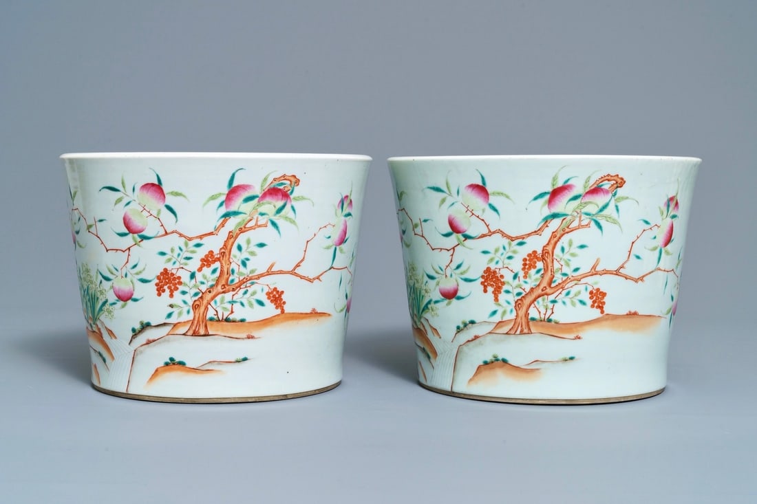 A pair of Chinese famille rose 'nine peaches' jardinières, 19th C. (1 of 7)
