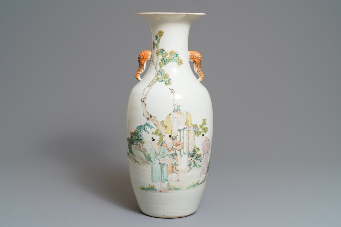 A Chinese qianjiang cai elephant-handled vase, 19/20th C. (1 of 6)