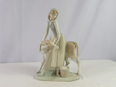 Lladro figurine Girl with Cow