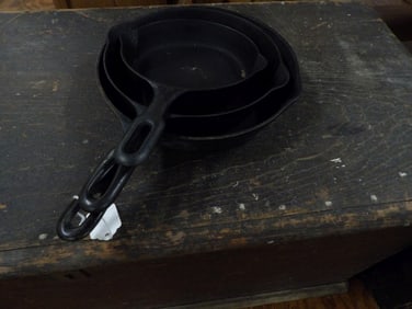 3 pcs.-Cast Iron Frying Pans