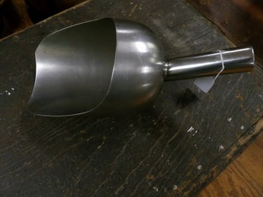 Volrath Stainless Steel Scoop