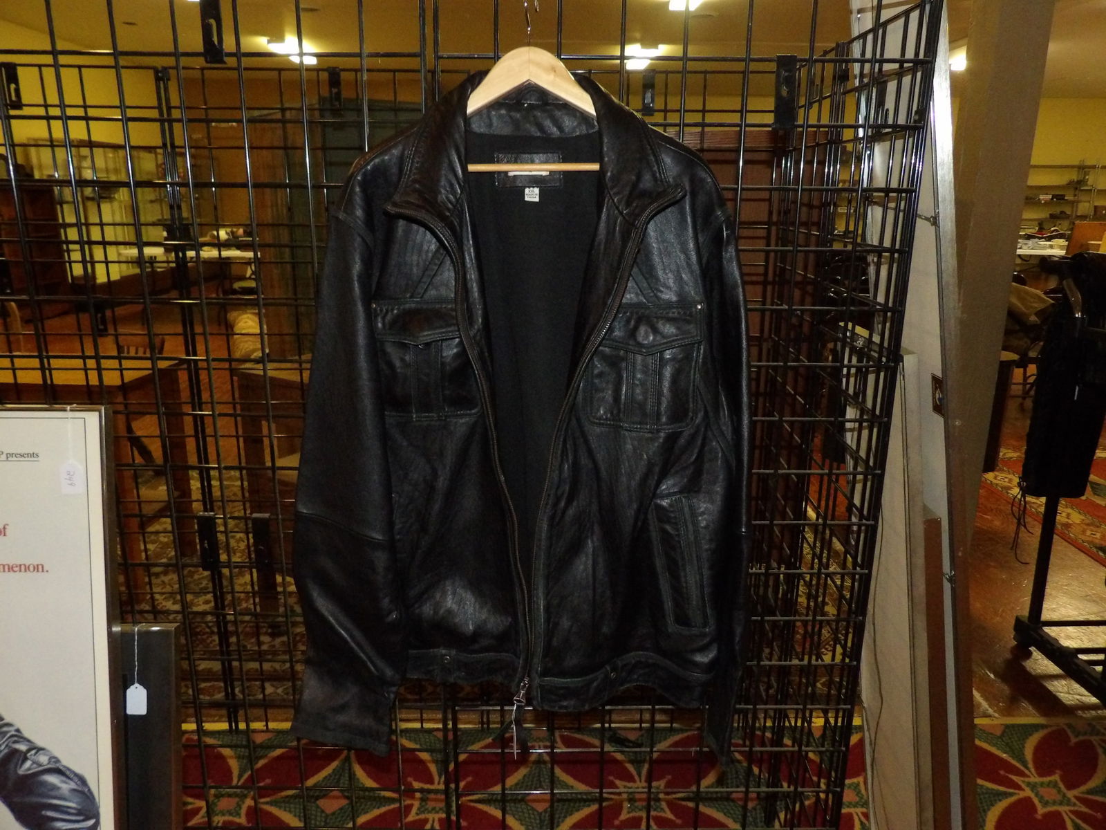 Leather jacket (1 of 4)