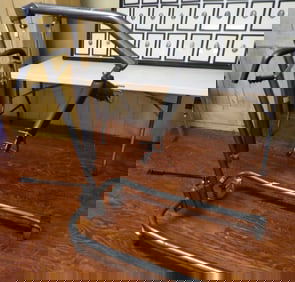 Patient Lift with Pump-Up Piston