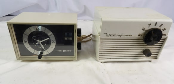 Pair of Vintage Radios