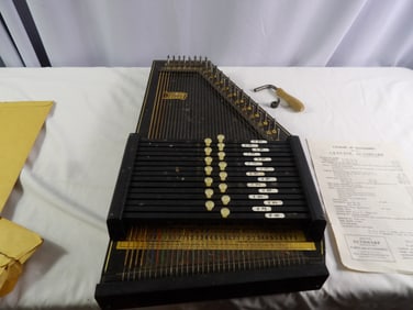 Oscar Schmidt Autoharp