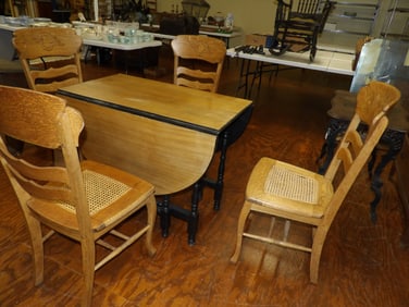 Gate Leg Kitchen Table with 4 Chairs