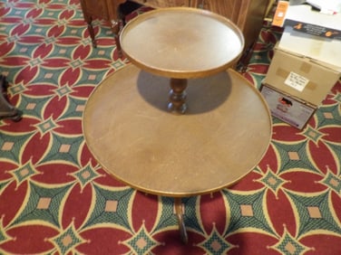 2-Tier Display Table